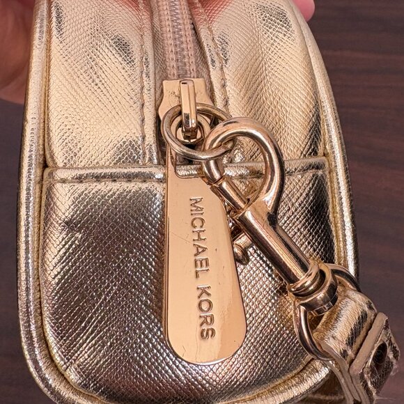 Michael Kors Metallic Gold Pouch Cosmetics Bag Party Clutch Wristlet - Picture 3 of 8